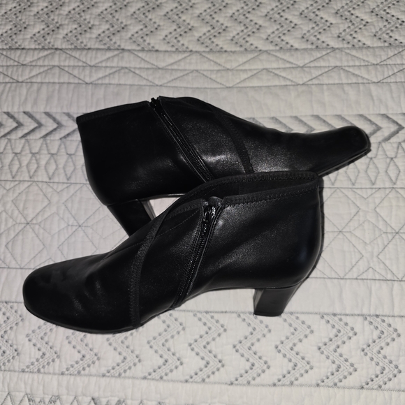 David Tate Aruba Black Leather Ankle Booties Size 11 - Picture 4 of 8
